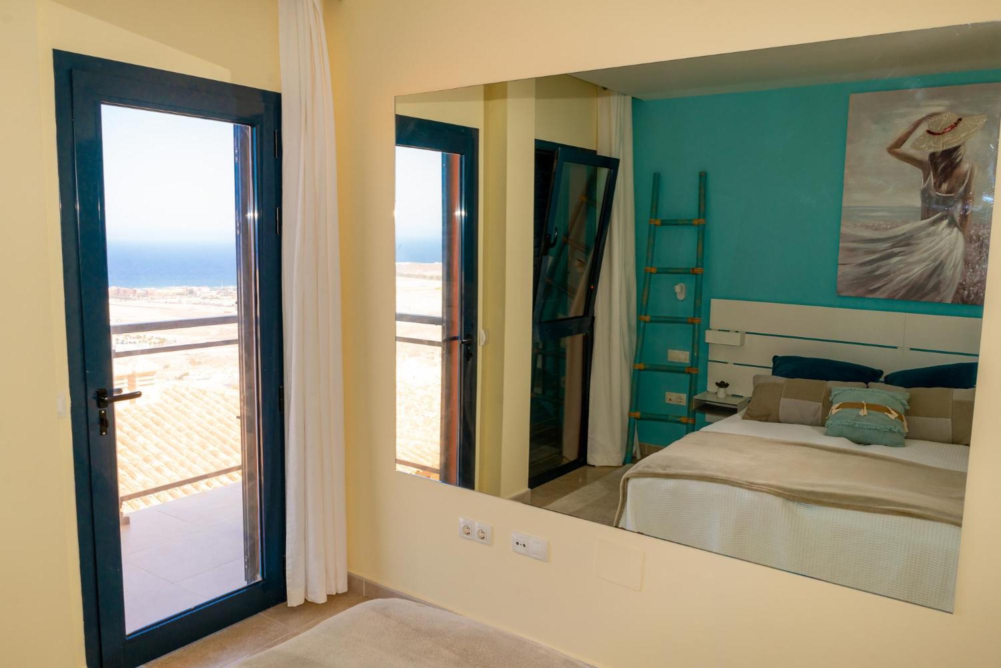 Lucky Thirteen - Apartment With Ocean View 칼레타데푸스테 외부 사진